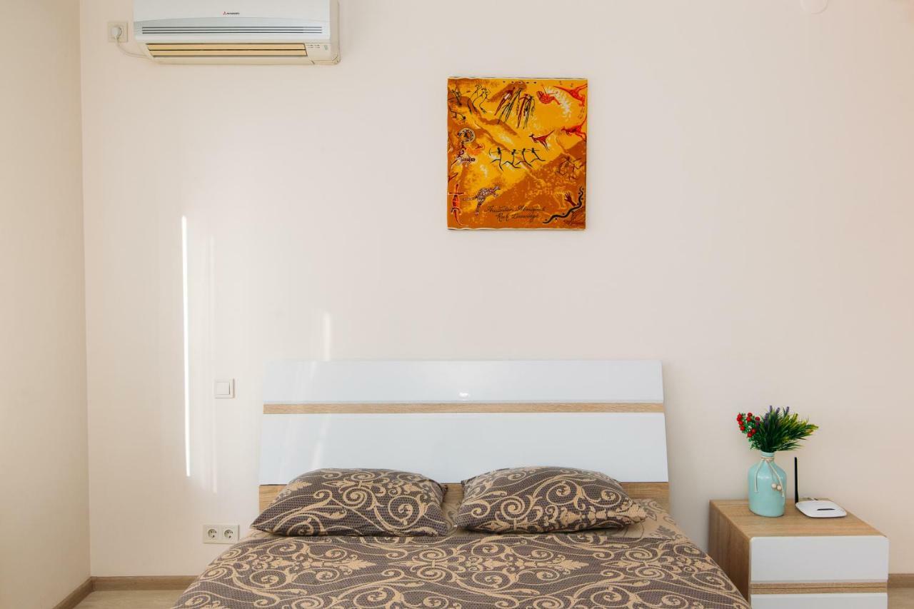 Luxury Studio Apart-Hotel In Centre 2 Room Sumi Dış mekan fotoğraf