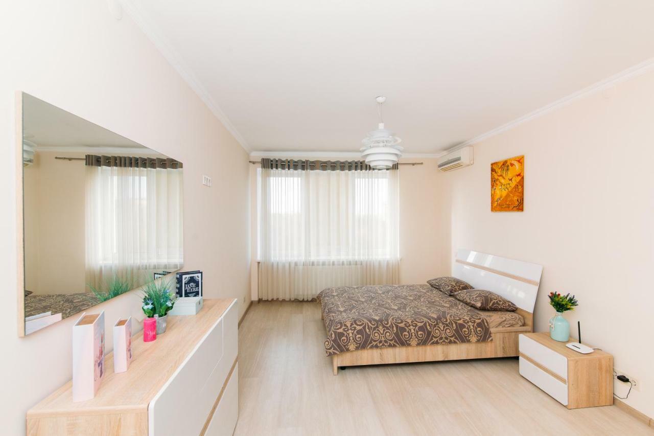 Luxury Studio Apart-Hotel In Centre 2 Room Sumi Dış mekan fotoğraf